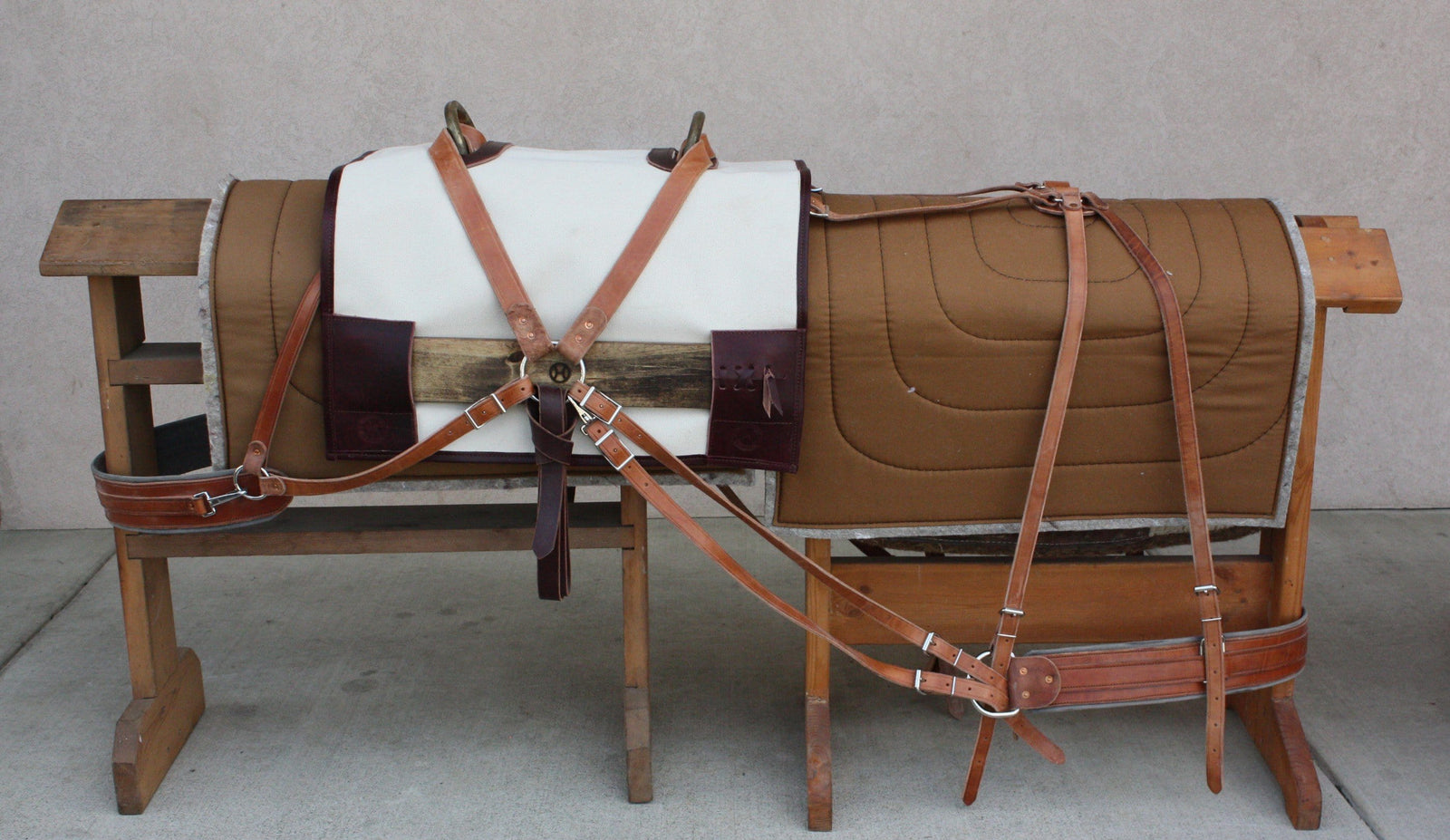Hickman Deluxe Decker Pack Saddle